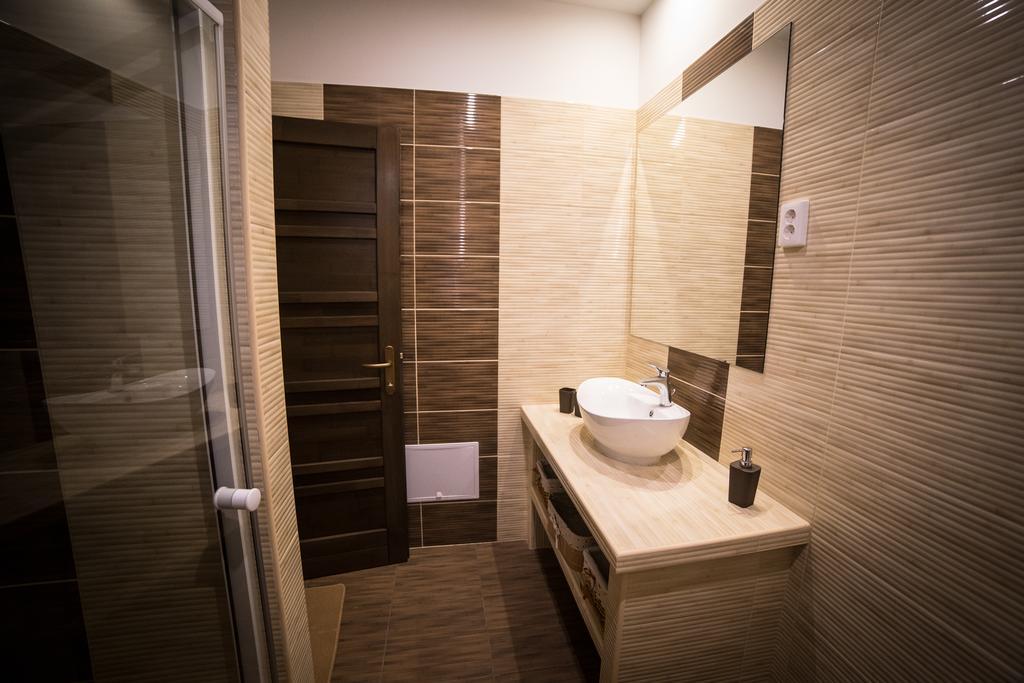 Relax Apartmanhaz มูราฮาลอม ภายนอก รูปภาพ