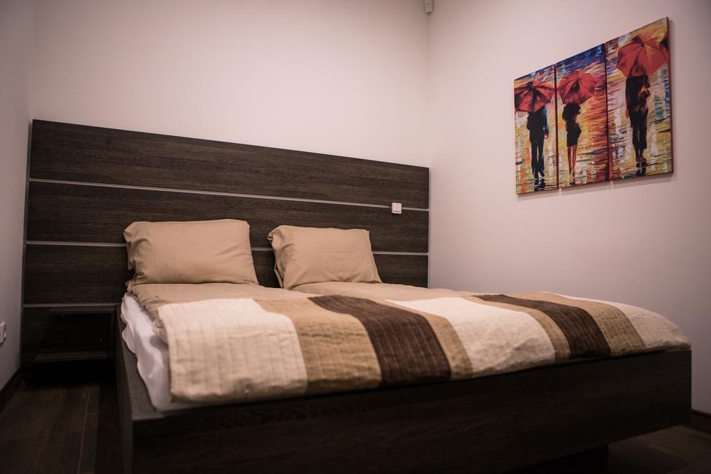 Relax Apartmanhaz มูราฮาลอม ภายนอก รูปภาพ
