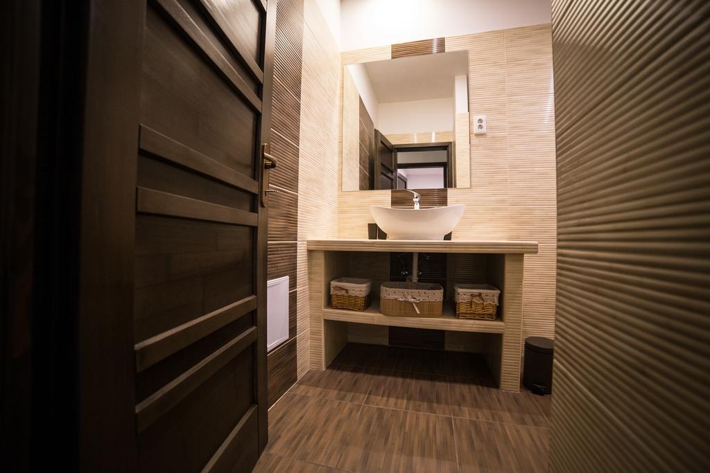 Relax Apartmanhaz มูราฮาลอม ภายนอก รูปภาพ