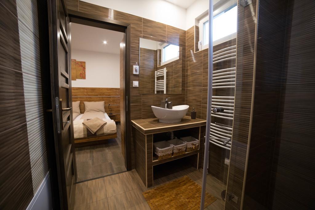 Relax Apartmanhaz มูราฮาลอม ภายนอก รูปภาพ